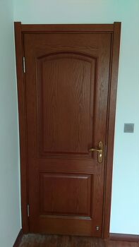 Tianjin fashionable simple wooden door interior door set door solid wood composite paint paint door bedroom door solid wood door
