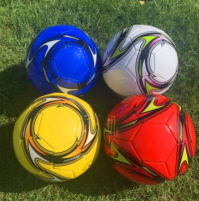 School Promotes Black and White Football 4 Adult Children's Students Kick-resistant training pu