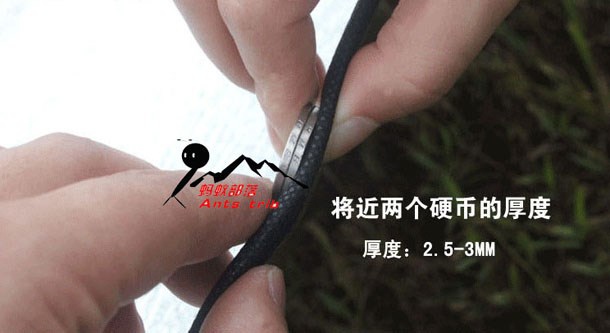 Tấm lót chống ẩm Tinfoil Tấm lót chống ẩm ngoài trời dã ngoại lớn dày mở rộng tấm nhôm chống ẩm hai mặt - Thảm chống ẩm / Mat / Gối chieu ngu van phong