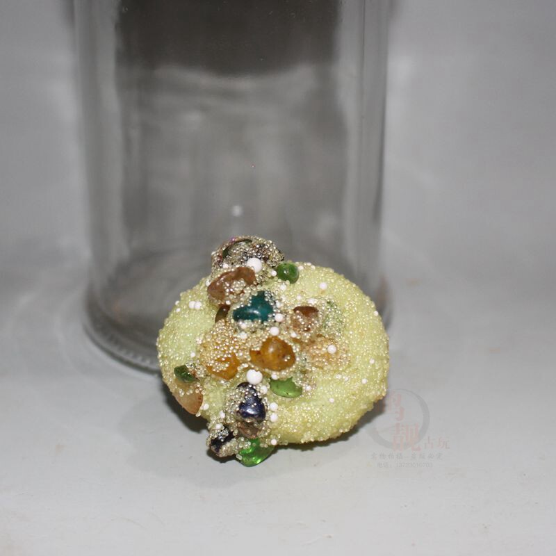 Sakyamuni Buddha Seven colourful sholli yellow luminous sherley knots solid sub-house Leittagau tie-edge