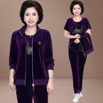 Middle-aged mother golden velvet set spring and autumn 2021 new foreign style middle-aged womens fashion sportswear three sets