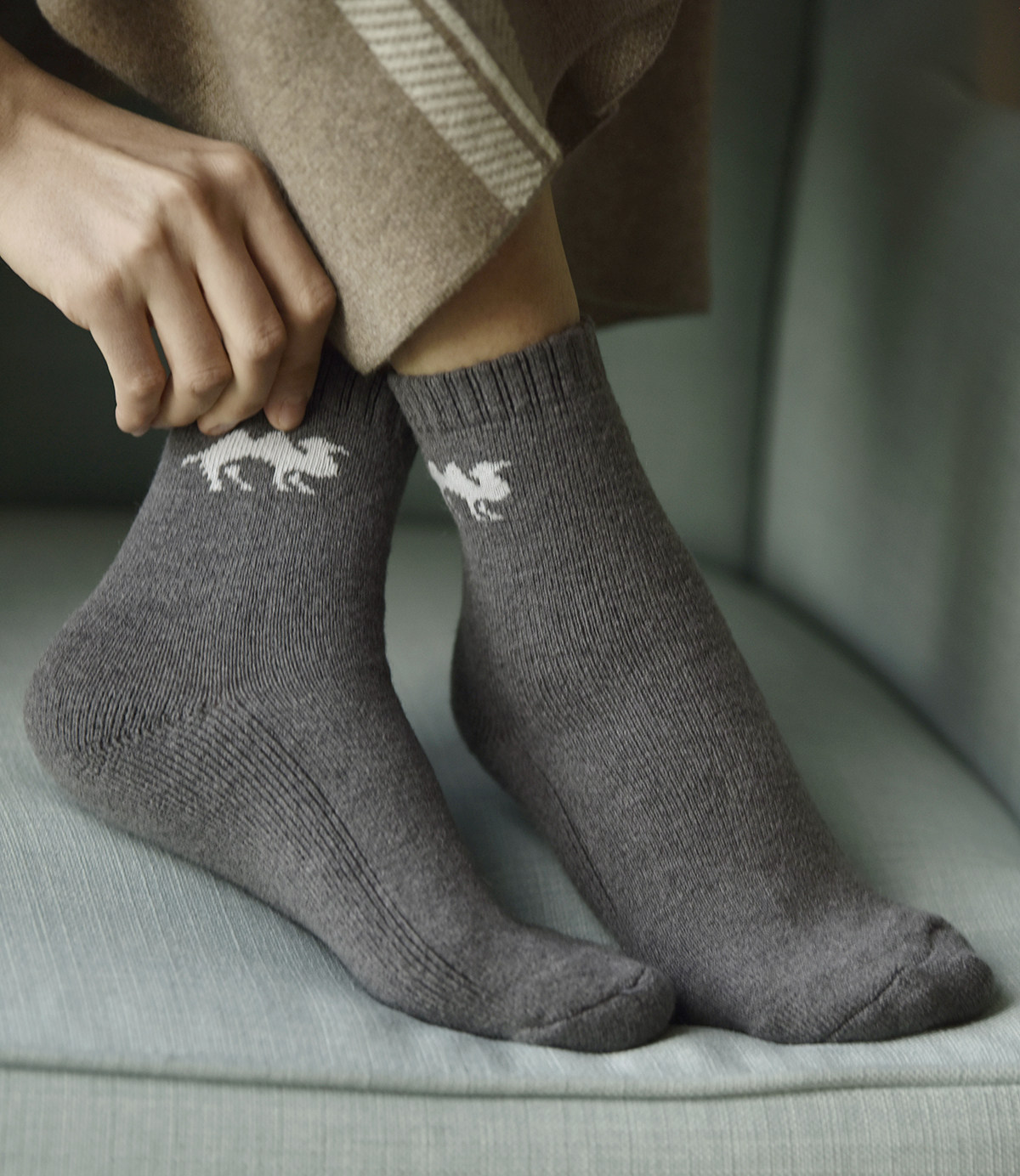 APCSHOP Winter Warm Thickening Design Home Exterior Wearing Midcylinder Warm Men And Women Universal Pure Kashmir Wool Socks