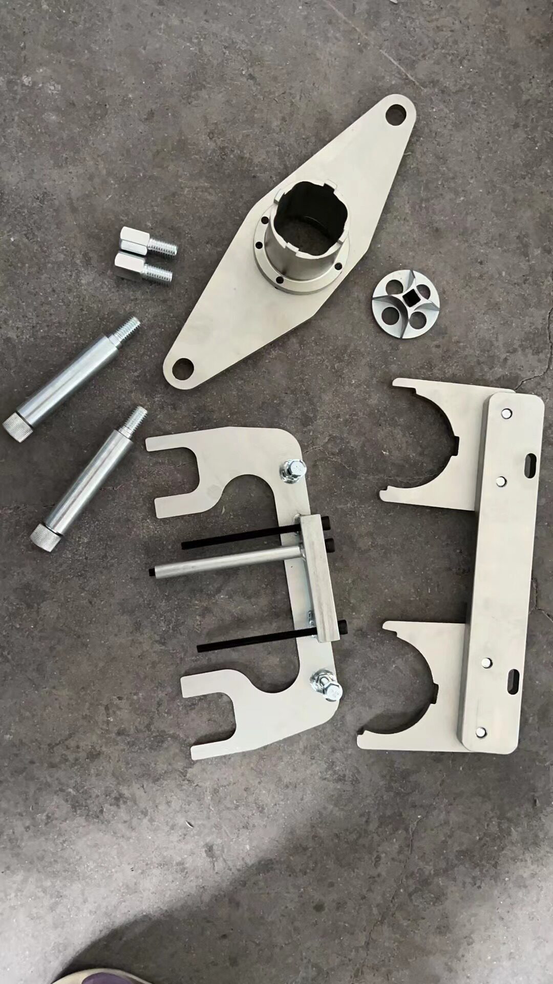 2021 Chery Land Rover Range Rover Aurora L plug - in hybrid P300e 1 5T three - cylinder timing tool