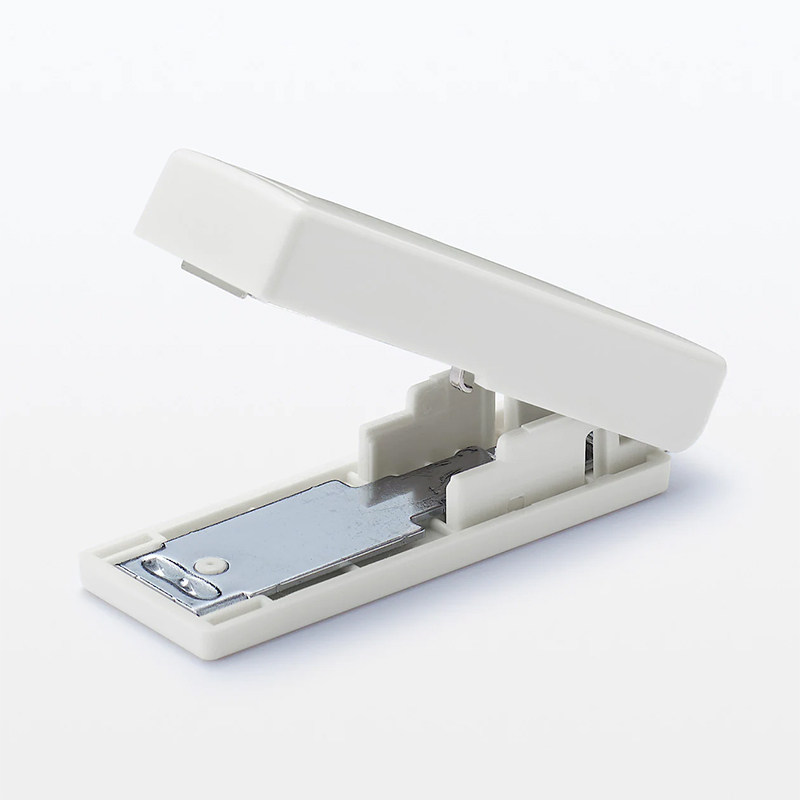 MUJI portable small stapler