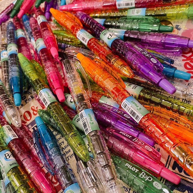 The beauty version of the Baot Bottle limits PILOT BL-B2P mineral water bottle neutral pen transparent color rod 0 5 0 7