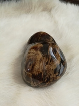 Myanmar amber Pure natural unprocessed Rough Flower Pergen Pernelli Cracked translucent epidermis Mineral line 68 9 grams