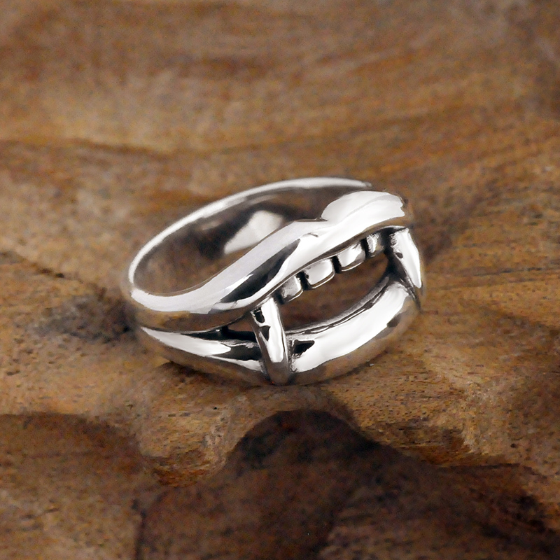 S925 silver vampire personality ring creative trend design men's single ring simple index finger sterling silver ring