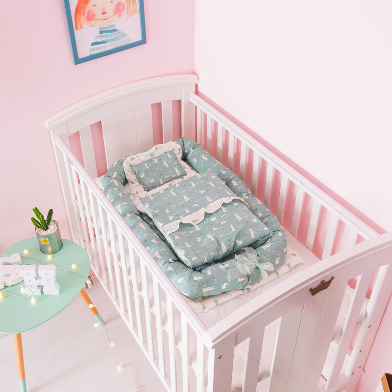 Portable mobile cotton newborn baby bb bed in bed anti-pressure can be placed on the bed sleeping mattress supplies three-piece set