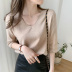 Bottomshirt nữ 2020 mùa xuân và mùa thu mới áo len lỏng v cổ áo bên trong mùa xuân mỏng áo len mặc quần áo 