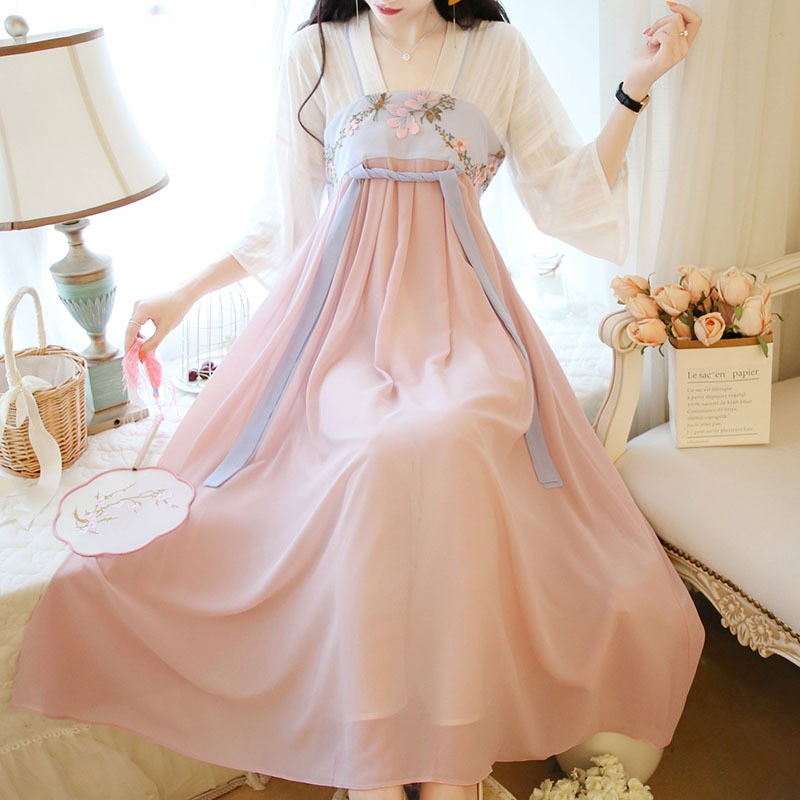 New Chinese-Style Fairy-Like Modern Improved Embroidered Traditional Hanfu Dress for Girls, Suitable for Everyday Wear in Spring and Summer