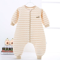 Стеганый, удерживающий тепло