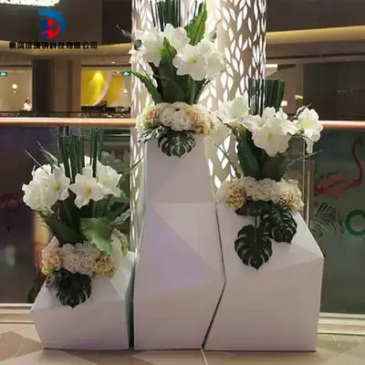 Fiberglass flowerpot slot diamond-shaped flower bowl square green plant Shopping Mall hotel decoration special-shaped landing vase