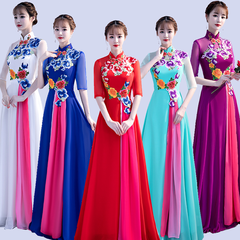 Robe de soirée conventionnel - Ref 3211683 Image 1