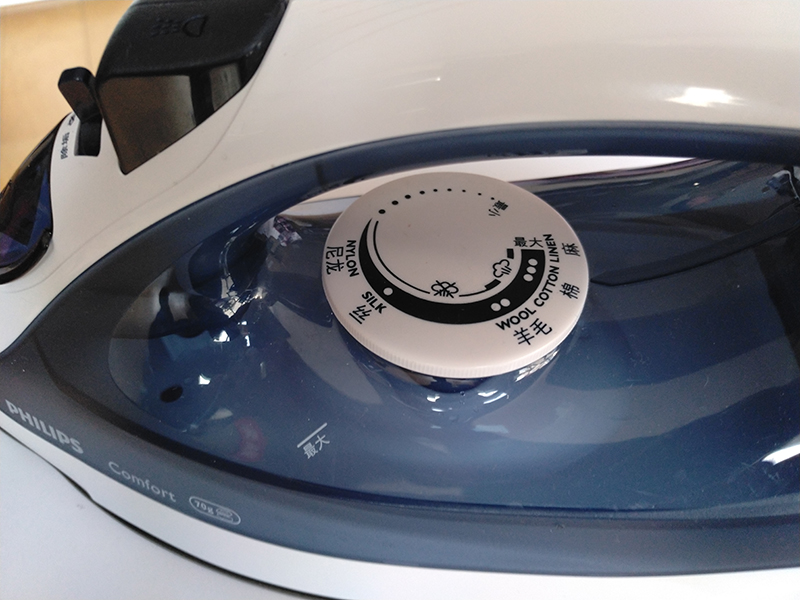 máy ủi 110cv Bàn ủi điện Philips công suất cao và công suất lớn Máy bay phản lực cầm tay nhỏ bằng sắt - Điện sắt bàn ủi hơi nước