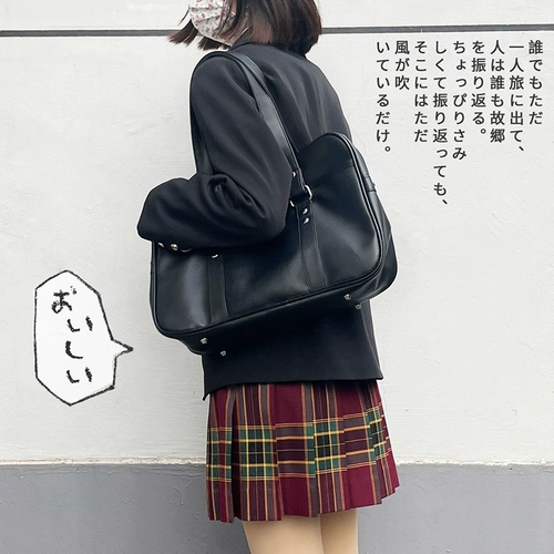 呜咚 Оригинальная студенческая юбка в складку, портативная сумка через плечо