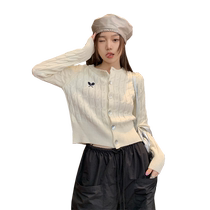 New white spark embroidered knitted sweater sweater in autumn