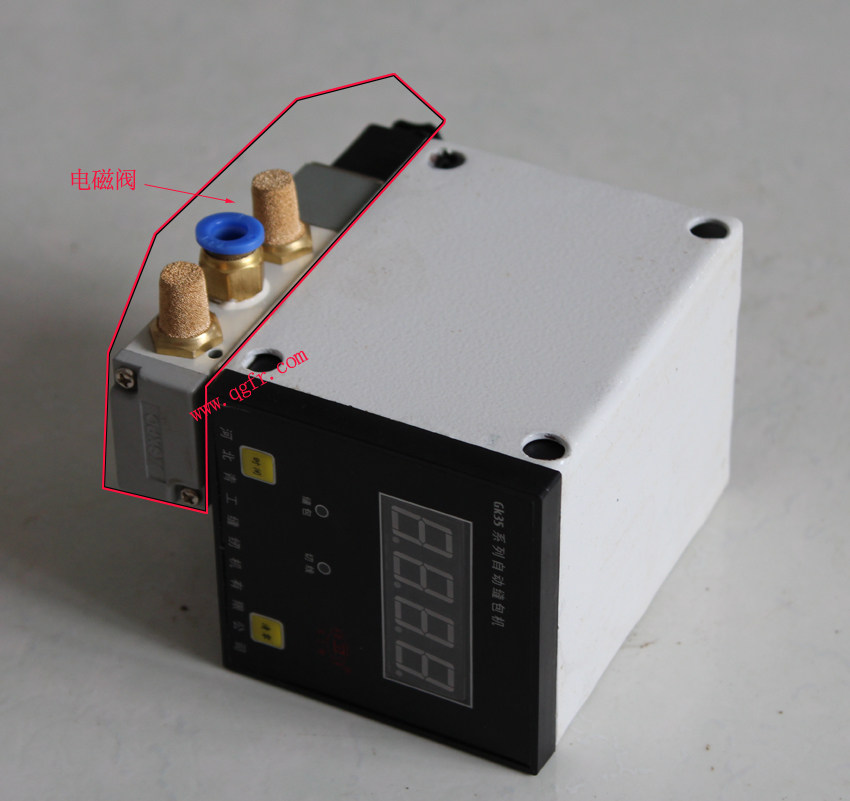 Sewing machine solenoid valve 5102 24v Qinggong Jin seam GK35-6A-7 automatic sealing machine pneumatic tangent accessories