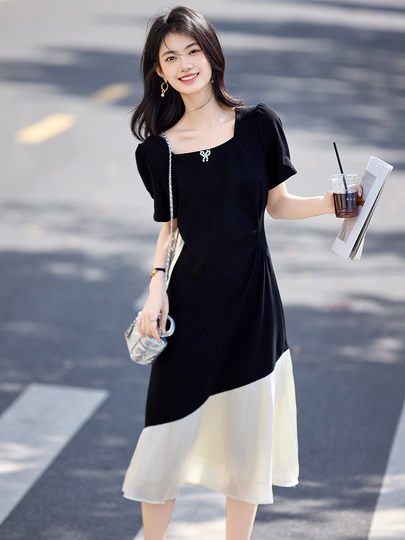 法式优雅赫本风连衣裙夏季新款收腰显瘦撞色拼接方领减龄小黑裙