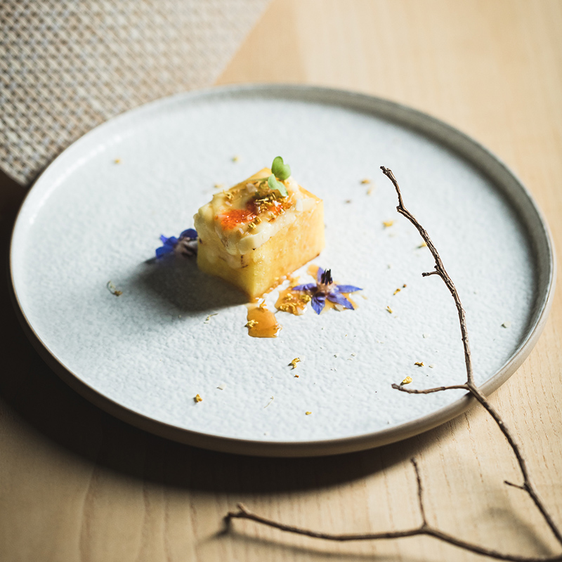 Nordic White Steak Platter Dish Western Dining Dinner Plate Ceramic Cutlery Breakfast Pan Creative Bull Platter Pan Italian Pasta Shallow Pan