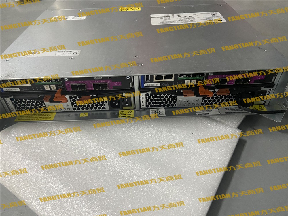 NetApp E5600 machine 5350 0833 111-03420 A100136 controller spot test