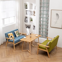 Два двойных стулья+прямоугольный цвет стола.