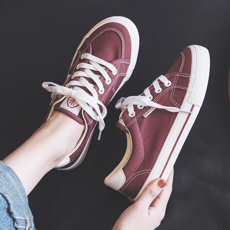 Canvas shoes women's 2022 summer new Korean version student low-top all-match cloth shoes student casual trend board shoes