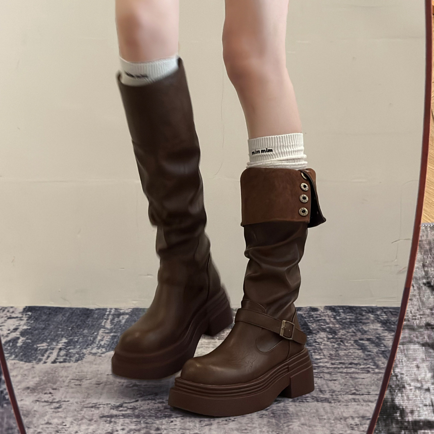 Коричневые высокие сапоги в британском стиле в стиле ретро на толстом каблуке и толстой подошве; новинка 2025 года; осенне-зимние высокие сапоги на тонком каблуке; рыцарские сапоги