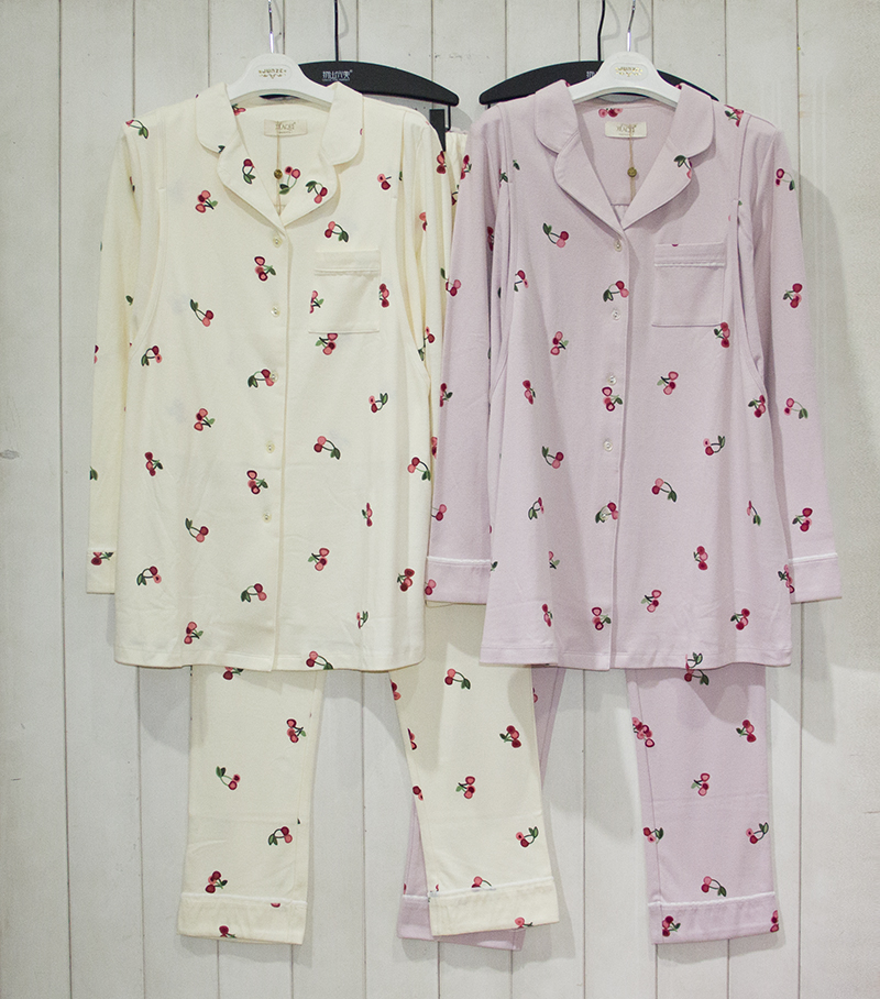 Promotion Xia Qi's new autumn and winter pure cotton cherry pyjamas with vertical opening of the nursing home The family of the family is out of service 1829