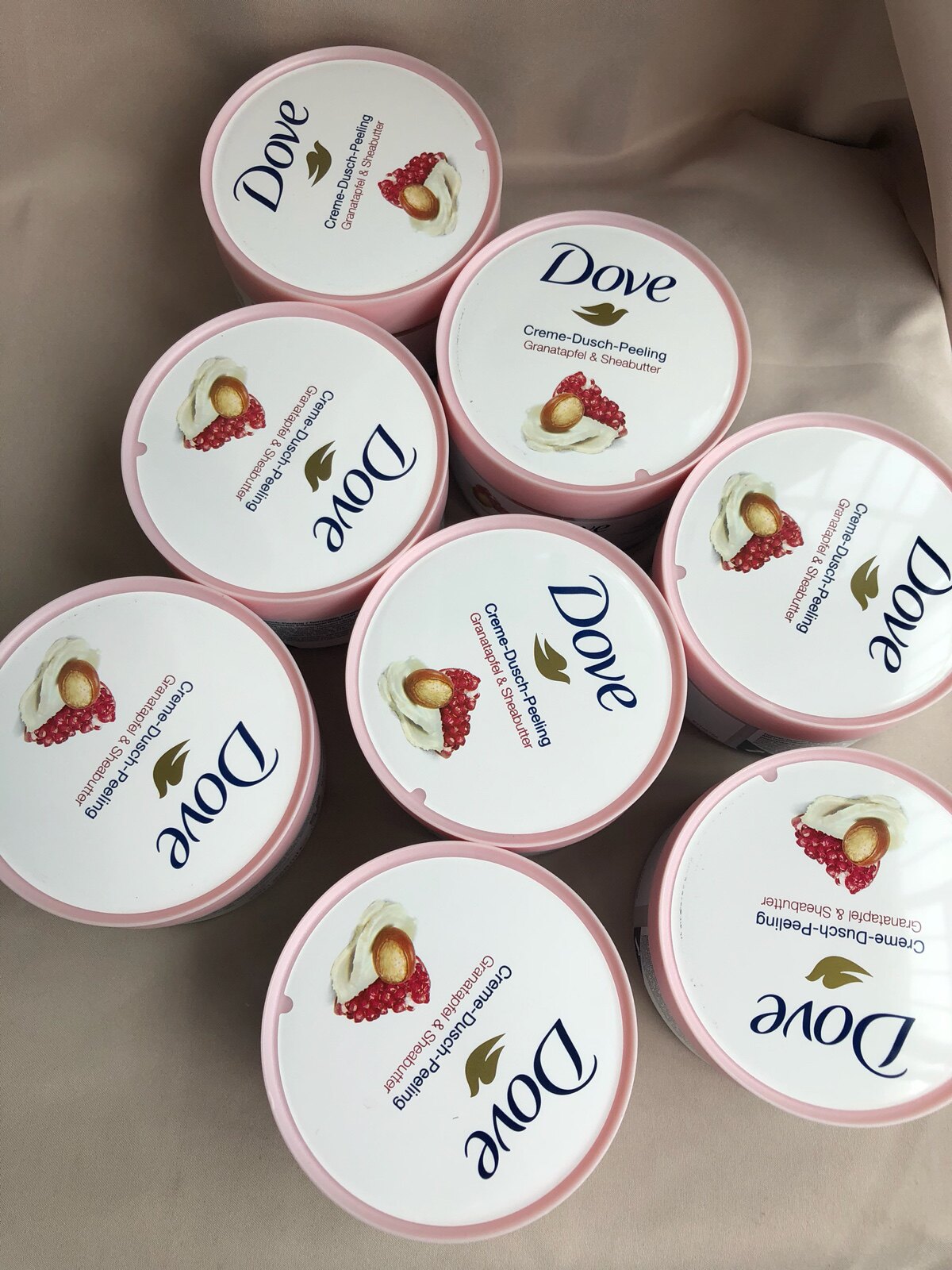 Spot Deversion DOVE Multi-Finn Ice Cream Body Frosted Cream Pink Pomegranate Milkwood Fruit