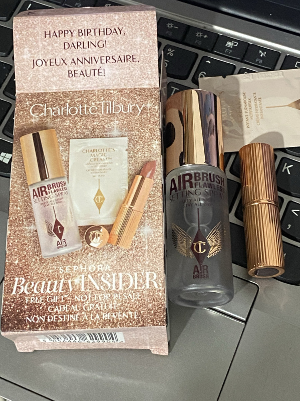 Super Value Ct Mini Set: Ct Setting Spray 15ml, Matte Lipstick, Pillow Talk Super Value Ct Mini Set: Ct Setting Spray 15ml, Matte Lipstick, Pillow Talk