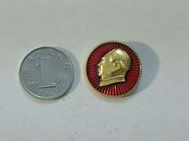 Antiques and cultural relics collection category: Chairman Mao badge 2*2cm #0133