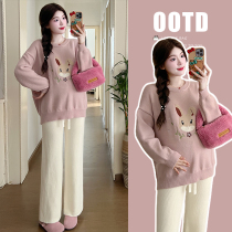 Pregnant women 2023 autumn and winter soft and waxy cartoon rabbit jacquard embroidery round neck pullover fashionable knitted sweater top trendy