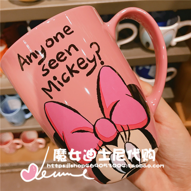 Minnie & 52Shanghai Disneyland Domestic purchasing agent Mickey Minnie Mug Donald Duck Big mouth ceramics Mark cup Water cup just