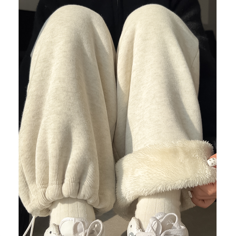 ラムフリース東北厚手の綿パンツ超厚手のスウェットパンツの女性のフリーススウェットパンツ秋と冬のカジュアルパンツストレートパンツの女性のスタイル