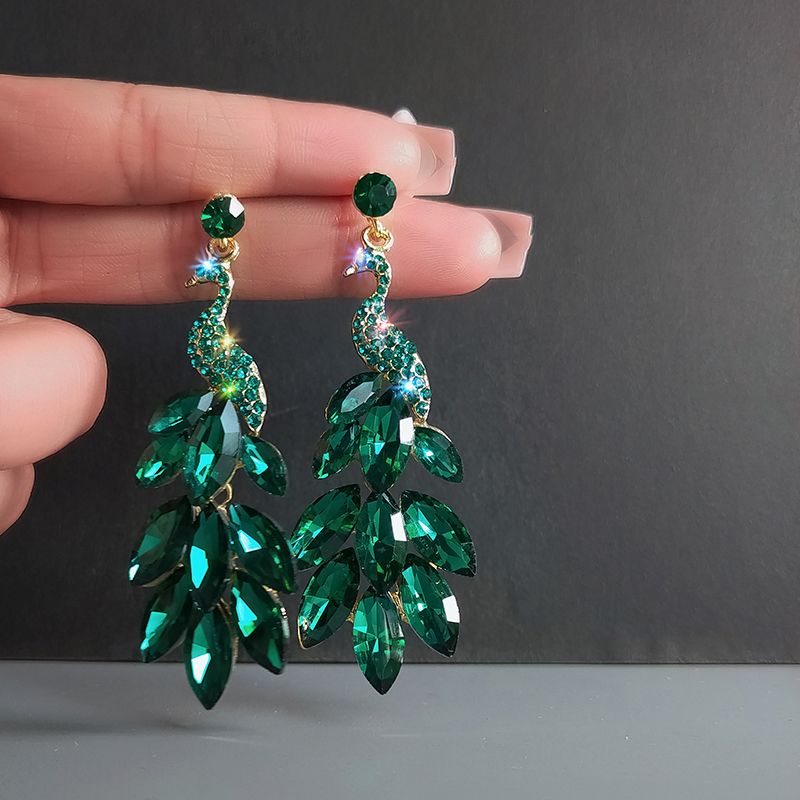 Green Peacock Crystal Earrings, Japanese and Korean Style, Pure Color Animal Earrings, Light Luxury Niche Design Earrings for Women, New Style Green Peacock Crystal Earrings, Japanese and Korean Style, Pure Color Animal Earrings, Light Luxury Niche Design Earrings for Women, New Style