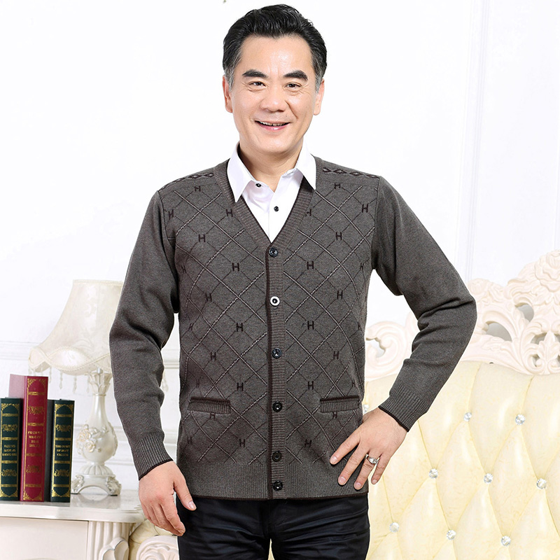 Spring and autumn middle-aged and elderly men's sweater cardigan dad padded sweater coat old man grandpa plus fluff