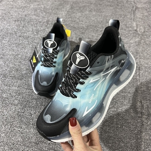 夏季新款男款爆米花软底百搭透气运动鞋防滑时尚休闲，男鞋运动鞋，黄金折扣鞋