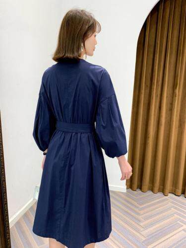 风衣式腰带连衣裙，女装风衣，荷塘月色