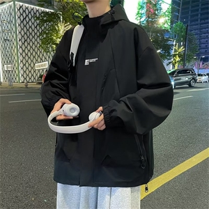 冲锋衣男秋季宽松连帽夹克防风防水衣服休闲帅气工装外套 JW144图片