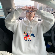 米白色