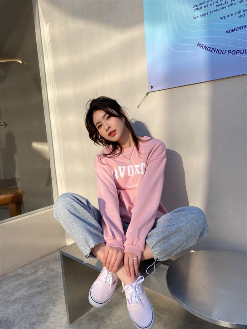 字母卫衣，女装卫衣/绒衫，暖色气流