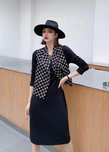 爆版马夹两件套系列款，女装马夹，米儿衣景