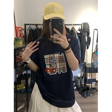 藏青色