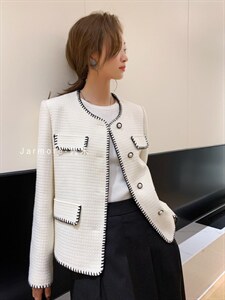 纯色小香风外套手工编制 工艺。复古粗纺定制料图片