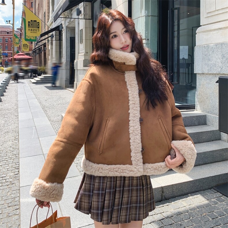 咖色软糯两面穿皮毛一体羊羔毛外套女秋冬2025新款时髦减龄棉服,女装皮草,2B218