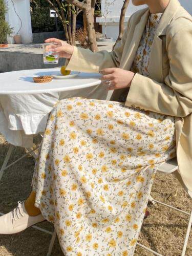 春季新款-韩版花连衣裙，女装连衣裙，LUCY