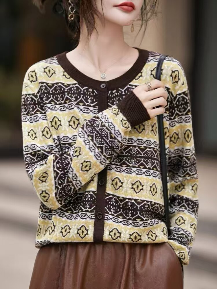 2025年秋季通勤常规长复古圆领开衫，女装针织衫/毛衣，源达羊绒