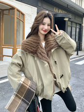 新款！保暖休闲大毛领派克服牛角扣工装外套2C133-6006-P255-K378，女装派克服，2C133