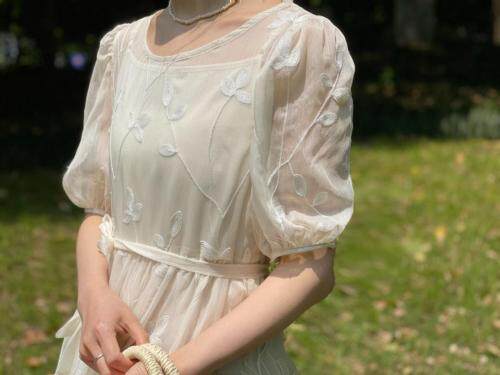 两件套连衣裙，面料绣花，女装连衣裙，Must Bloom绽放