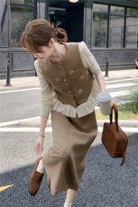 主推现货-2025年秋季新款气质时尚休闲显瘦马甲打底三件套女，女装套装/套裙，霓裳依族
